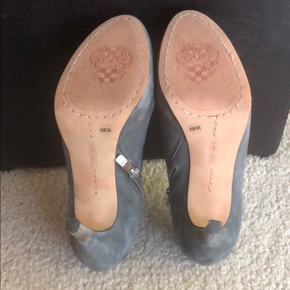 Grey boots - Picture 4 of 4